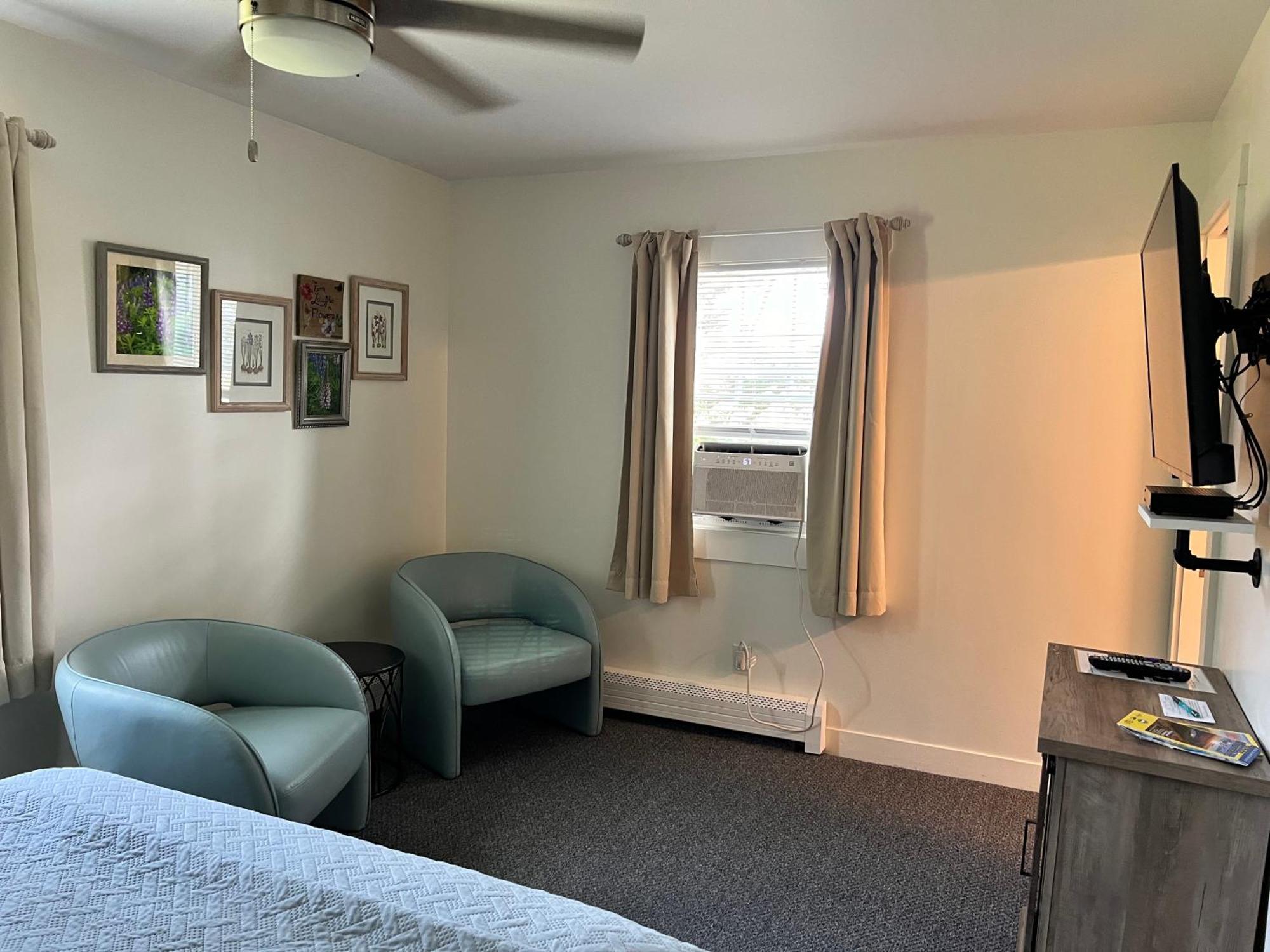 Profile Deluxe Motel Twin Mountain Ngoại thất bức ảnh