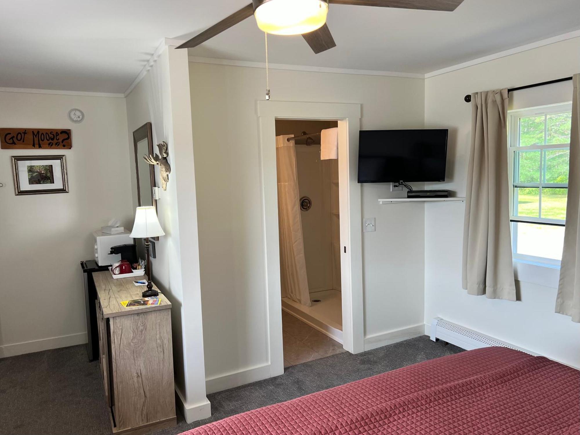 Profile Deluxe Motel Twin Mountain Ngoại thất bức ảnh